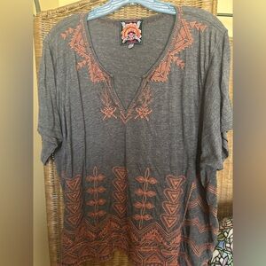 Johnny Was embroidered tee coral and grey